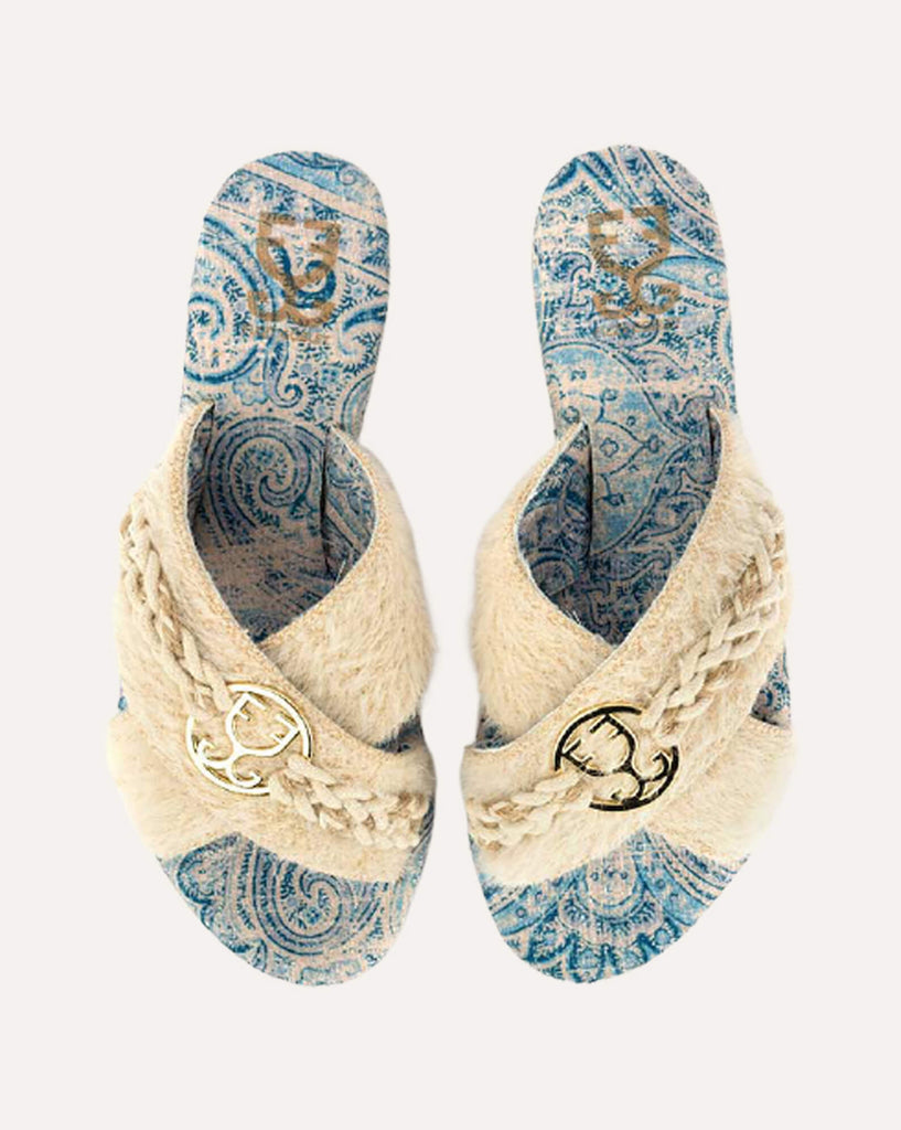 Alaska : Criss Cross Slides - Vegan