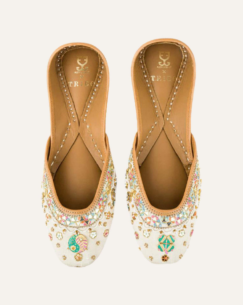 Ayana + Anklets : Juttis - Tribe X Fizzy Goblet