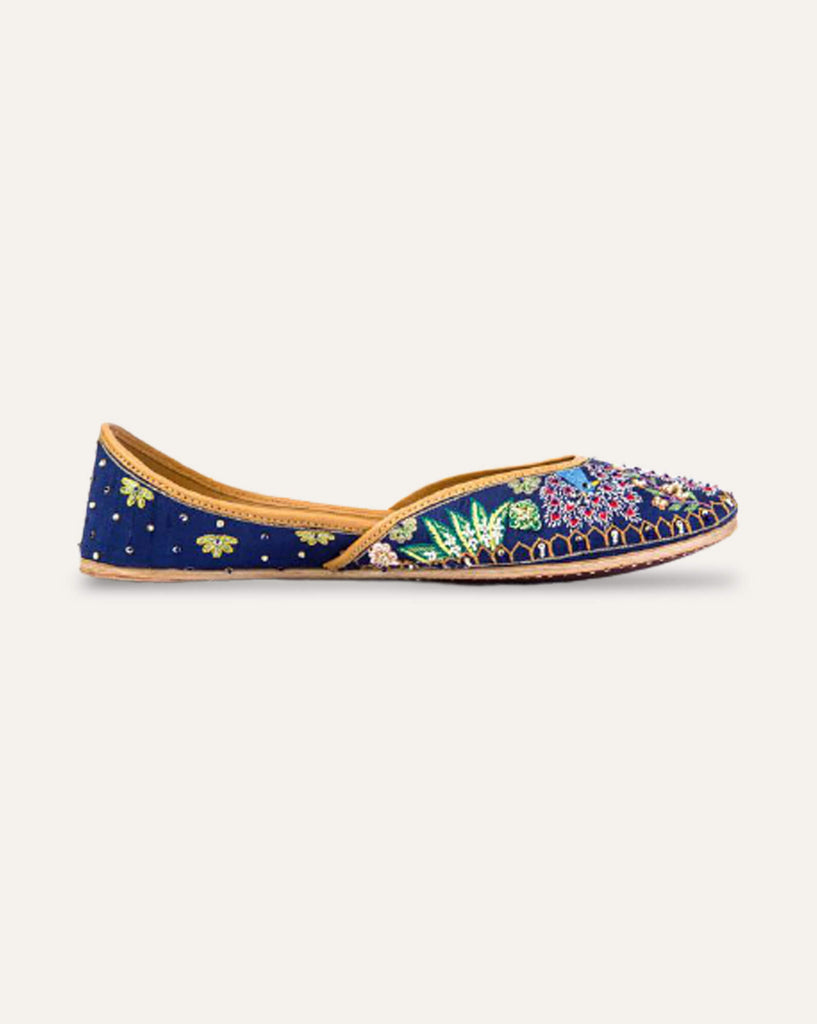 Bageecha : Juttis - Rahul Mishra X Fizzy Goblet