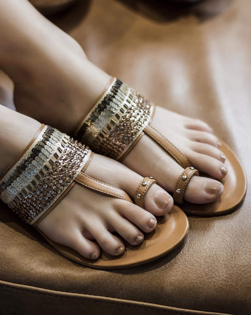 Cosmopolitan : Kolha Flats