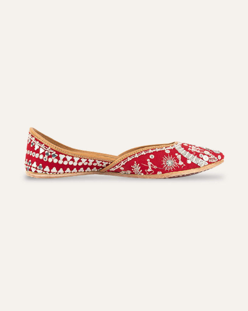 Feels Like Home : Juttis