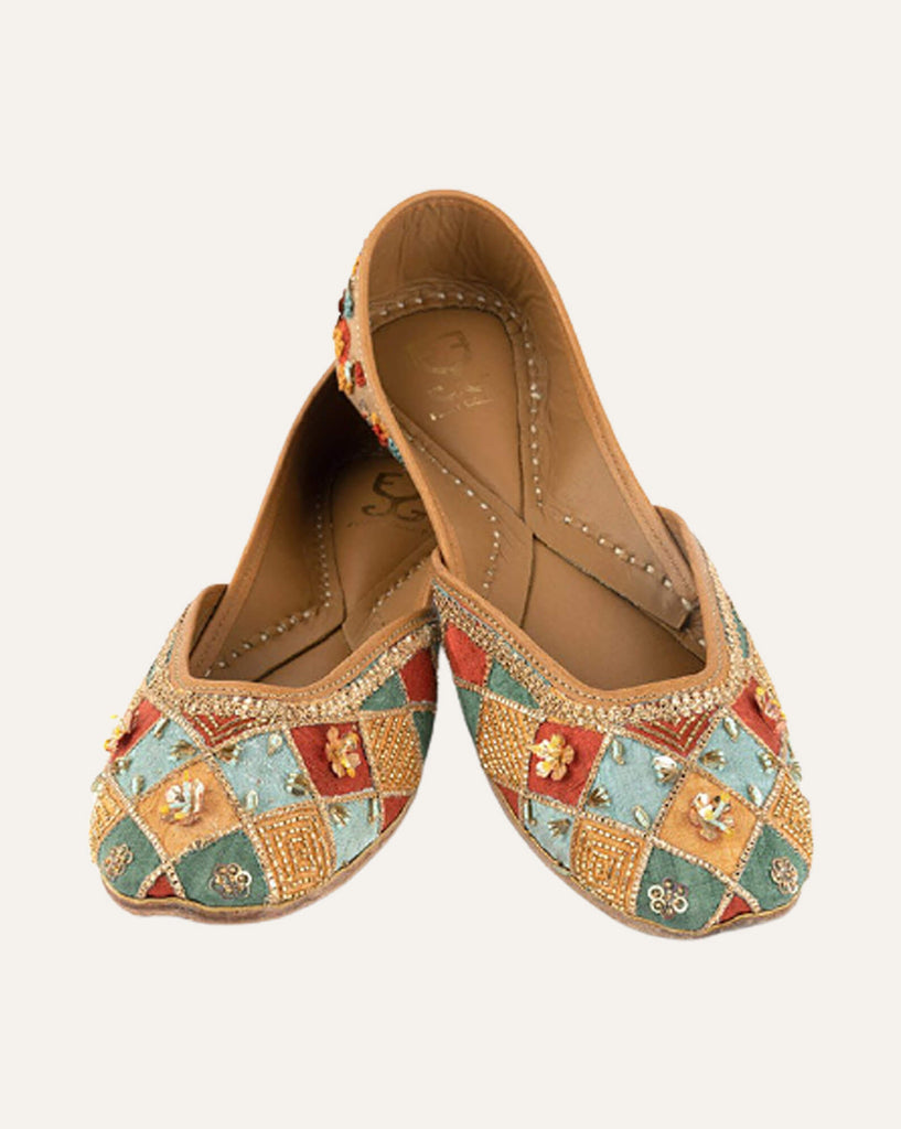 Patch made in heaven : Juttis