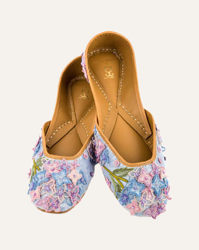 Khwaabeeda : Juttis - Rahul Mishra x Fizzy Goblet