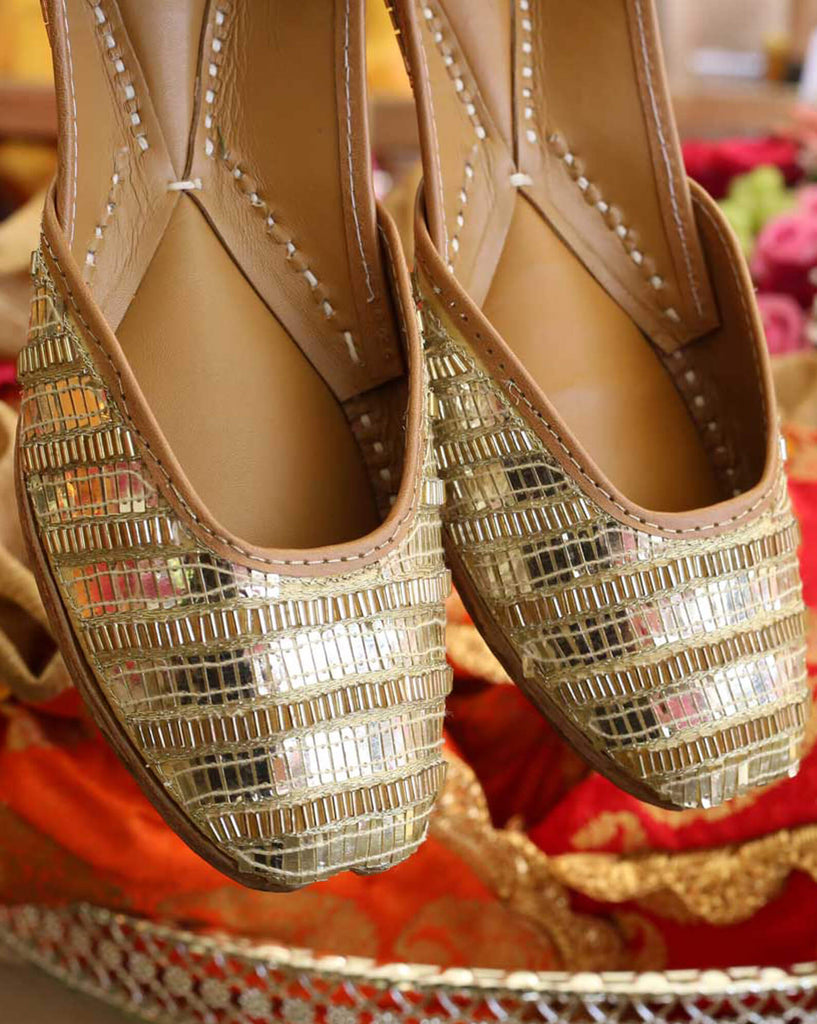 Golden Sunrise : Juttis