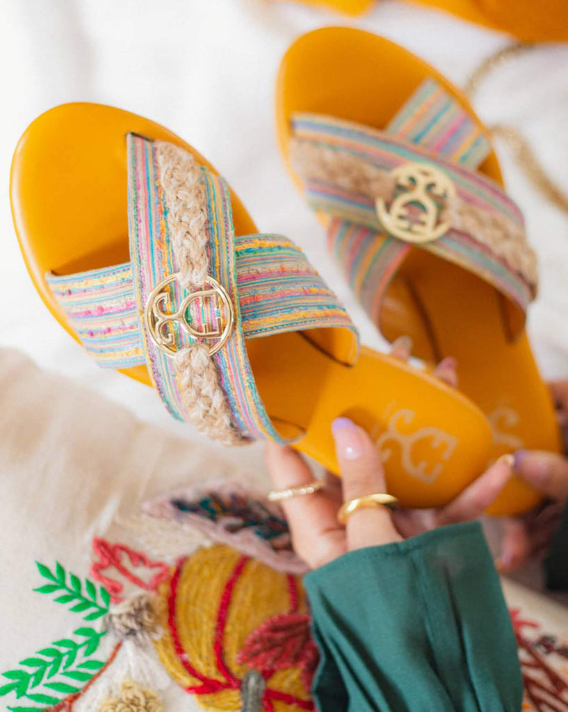 Toast of the day : Criss Cross Slides - Limited Edition