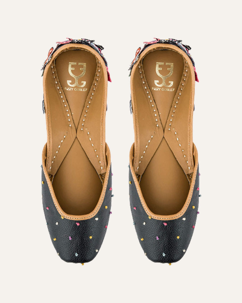 Wing Woman- Juttis