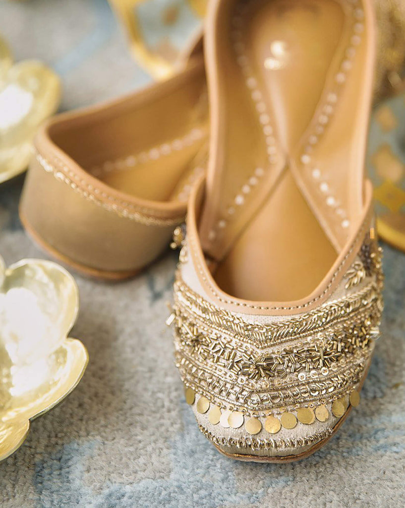 All that Glitters : Juttis