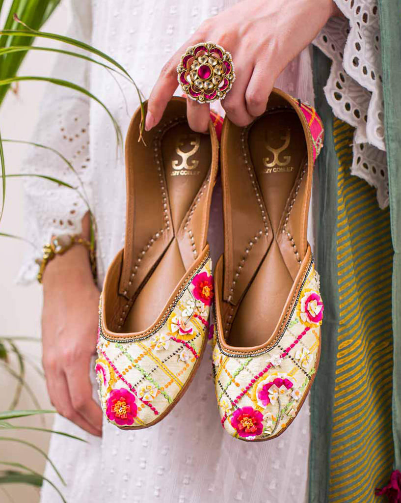 Lemon over ice : Juttis