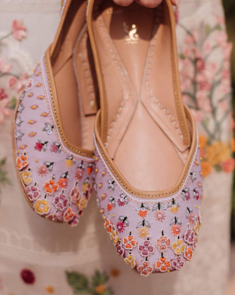 Falling Flowers Lilac : Juttis - Limited Edition : Rahul Mishra X Fizzy Goblet