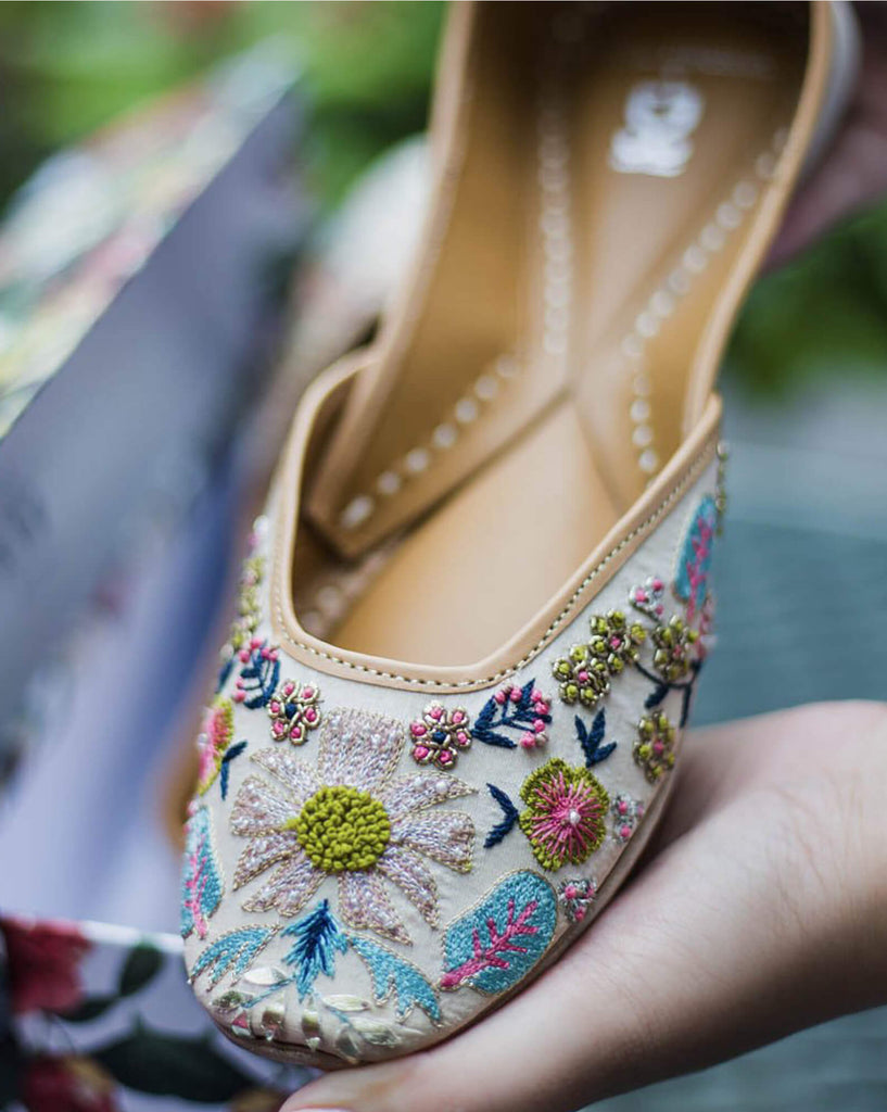 Flower Power : Juttis - Payal Singhal X Fizzy Goblet