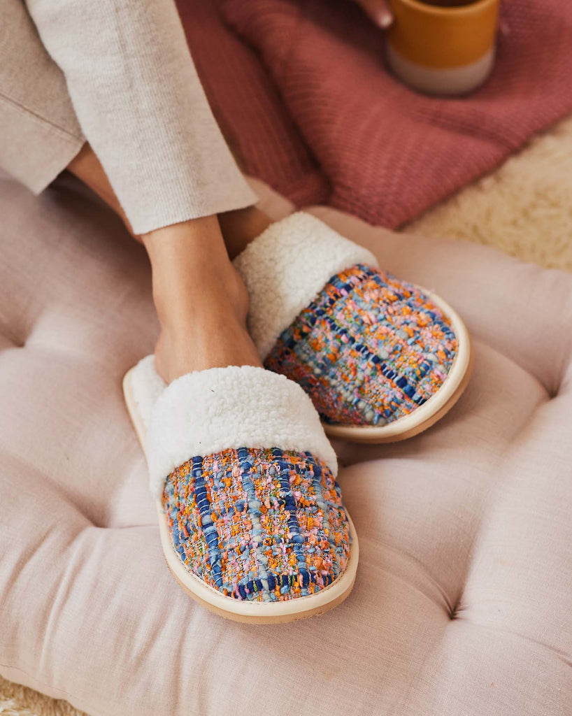 Happy at Home : Cozy Mules