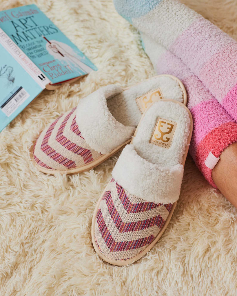 Pillow Talk : Cozy Mules